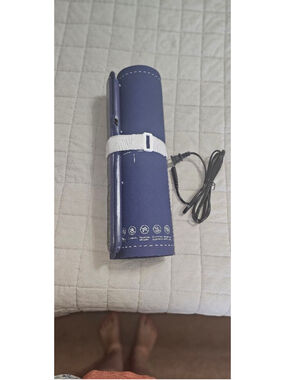 Unbranded Blue and White Heating Pad One Size 24 in by 15.7in